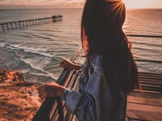 72000USD amateur webcam photo