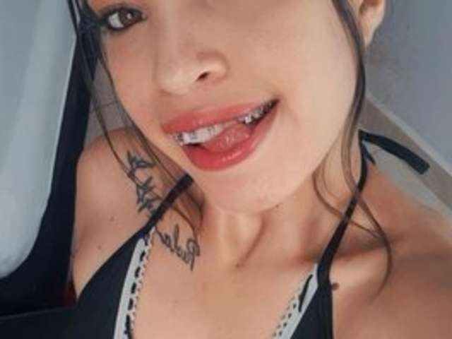 AMAZONITA2026 amateur webcam photo