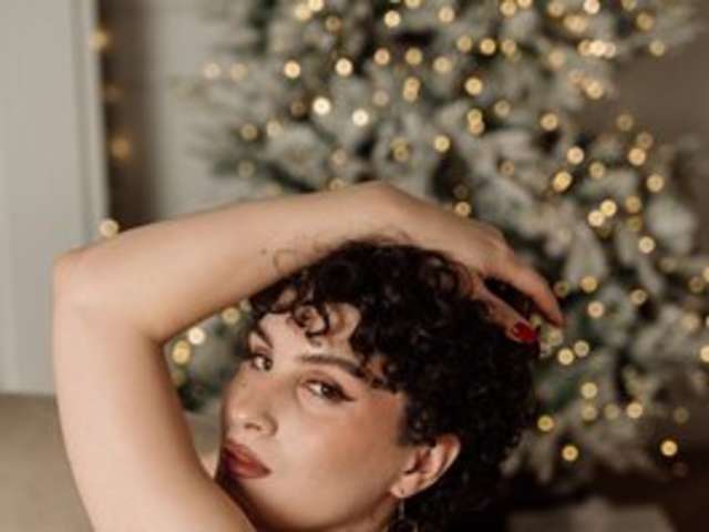 ADELINEPERLE amateur webcam photo