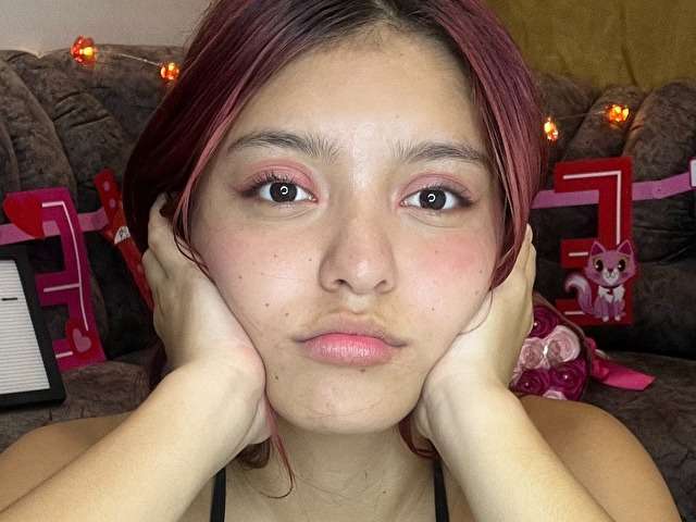 ALYMARTHINI amateur webcam photo