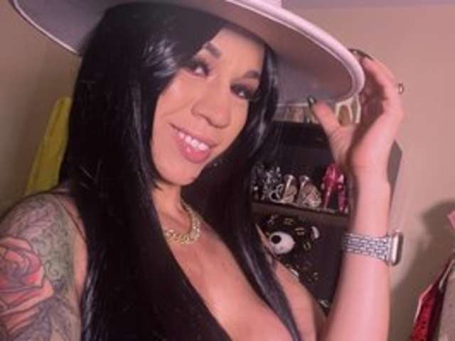 AMAYAMILLARODRIGUEZ amateur webcam photo