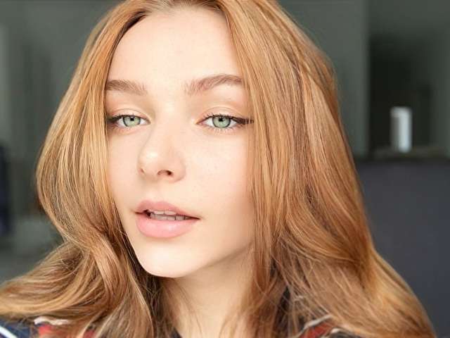 AMBERFIT amateur webcam photo