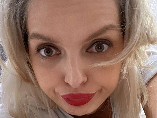 AMELIEEEX amateur webcam photo