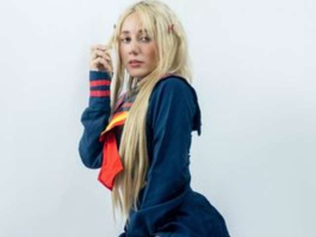 ANGELINAUGHTY amateur webcam photo