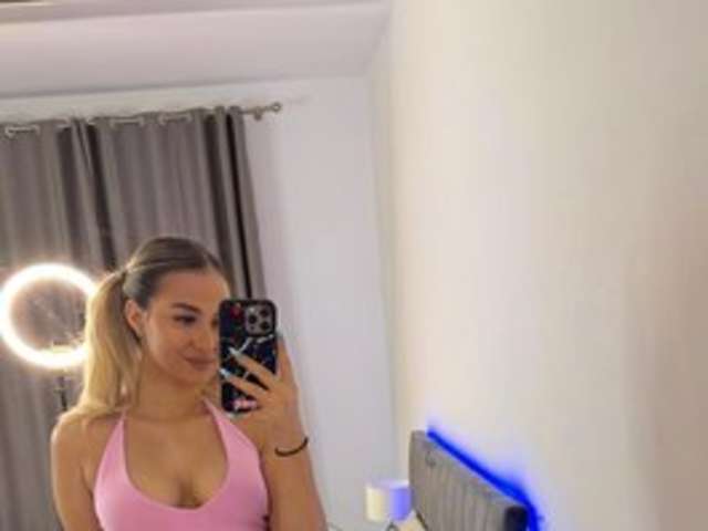 ANIAKARENINA amateur webcam photo