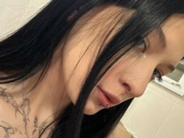 ANNYMISSISS amateur webcam photo