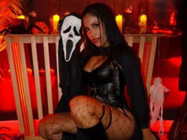 APRILHILL amateur webcam photo