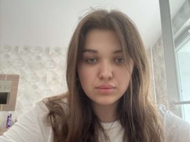 ASHLEAREUER amateur webcam photo