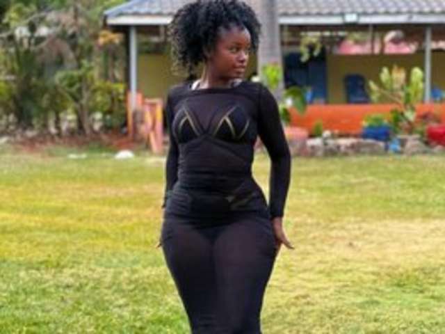 BUTTY-MEL9 amateur webcam photo