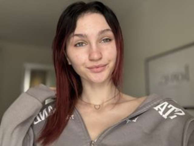 CARMELINADESIRE amateur webcam photo