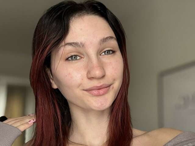 CARMELINALUX amateur webcam photo