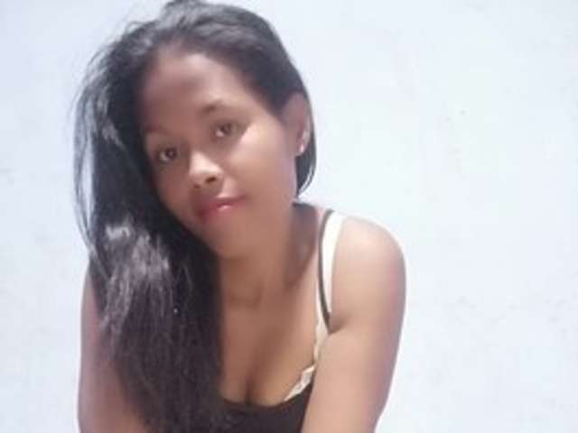 CATHIE69 amateur webcam photo