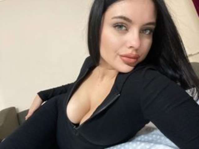 CELYA-CHANEL amateur webcam photo