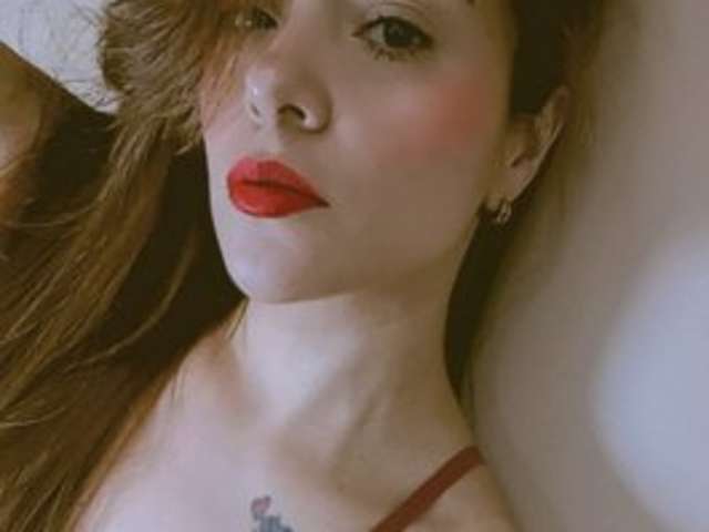 CORINAJAMES amateur webcam photo