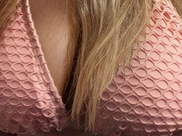 DESIREE440 amateur webcam photo