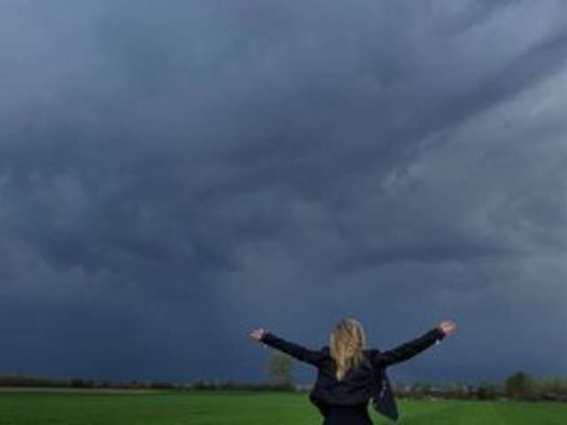 DONUT-RED amateur webcam photo