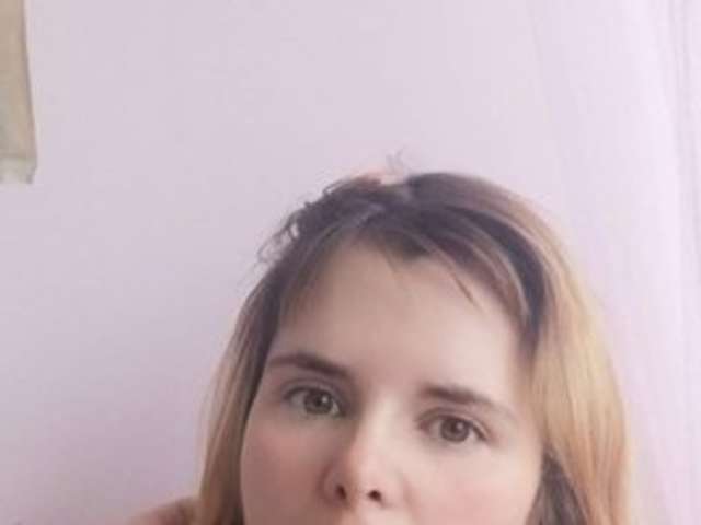 ELENAPLEASURE amateur webcam photo