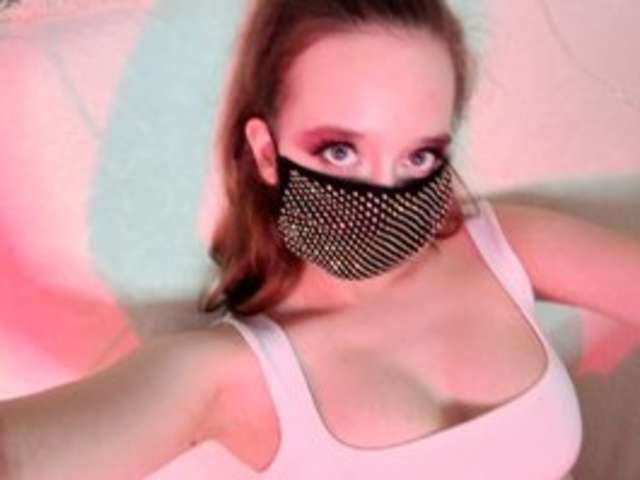 ERIDAAMOROUS-1 amateur webcam photo