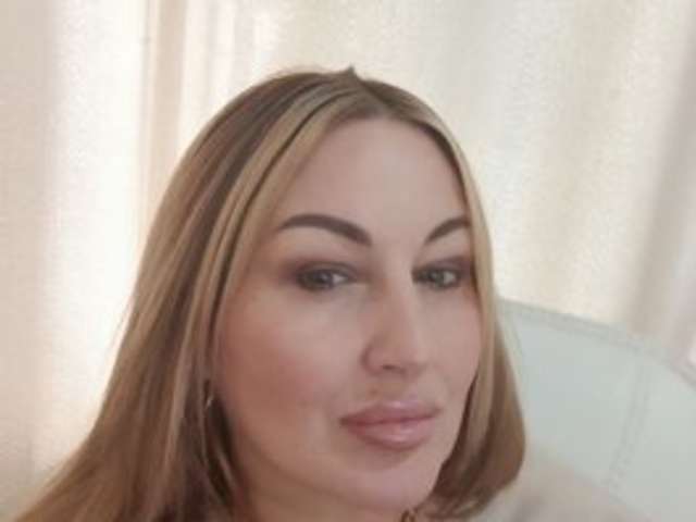 FOX-ME- amateur webcam photo