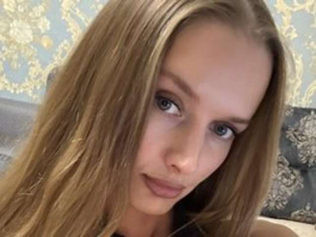 FANTASY_MOONLIGHT amateur webcam photo