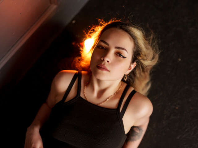 GLAMOURCAROL amateur webcam photo