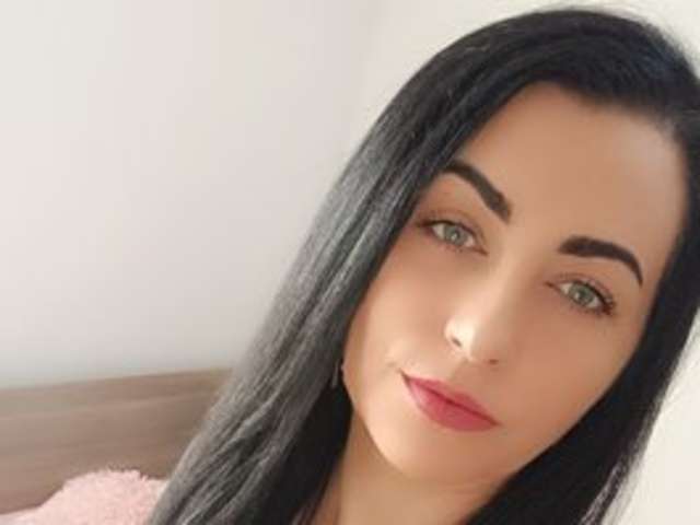 GRACEFULGLADYS amateur webcam photo