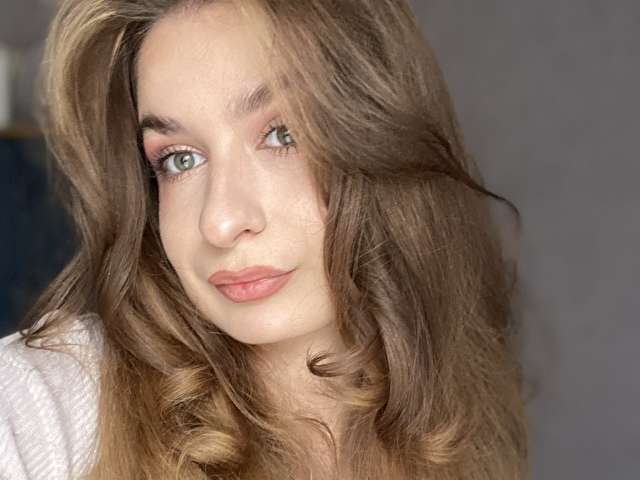 HOTNINA amateur webcam photo