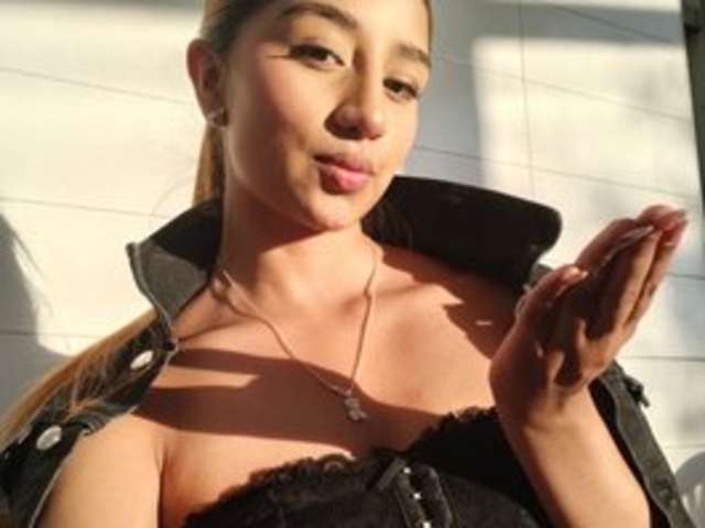 IRINA-TAY amateur webcam photo