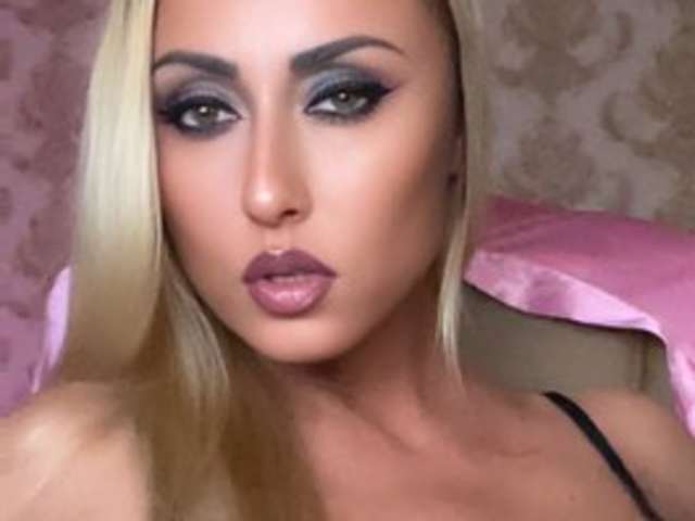 ITALIANMOON amateur webcam photo