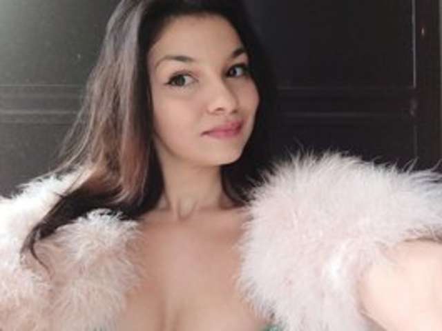 IVYCHARLOTTE amateur webcam photo