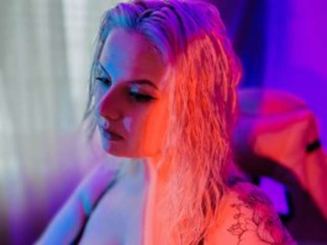 JESSICA-WHEELER amateur webcam photo