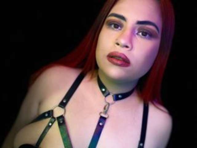 JOLIE-COLLETE amateur webcam photo