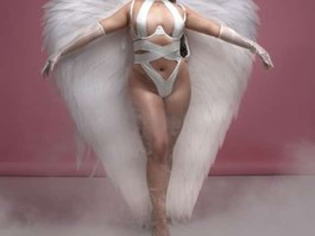 JULIETAREDD amateur webcam photo