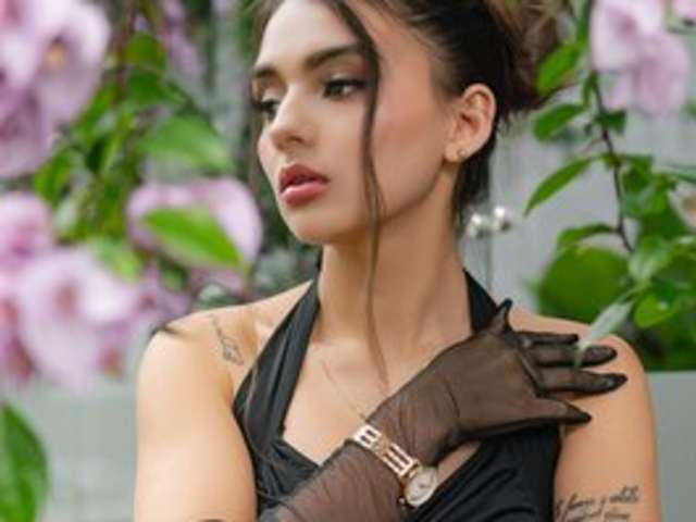 JULIETTEMOREAU amateur webcam photo