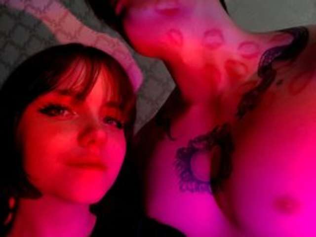 KAWAIIHORNYARTISTS amateur webcam photo