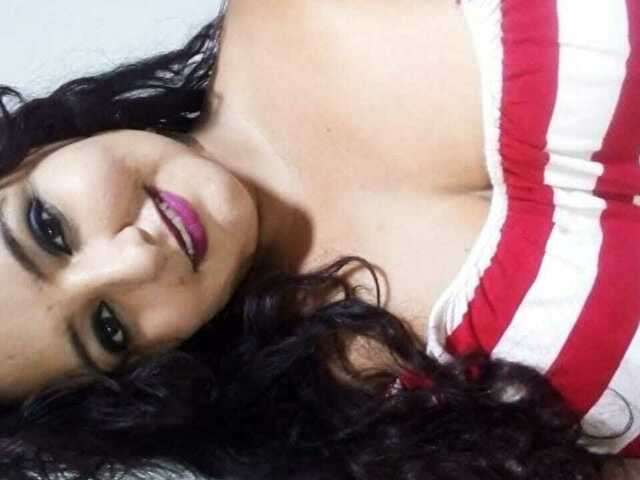 KEILYHALL amateur webcam photo