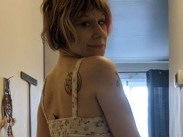 KISSRA amateur webcam photo