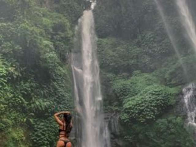 KONFEETAA amateur webcam photo