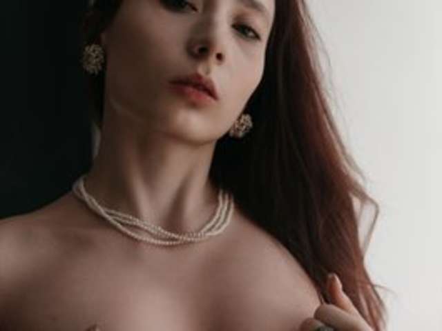 LEA-MUCH amateur webcam photo