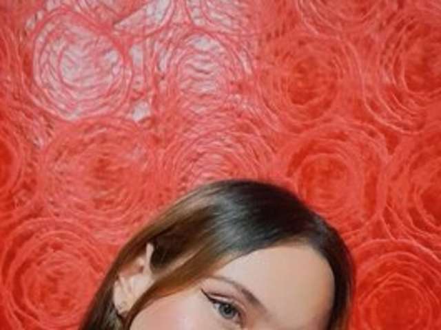 LEXYROOSS amateur webcam photo