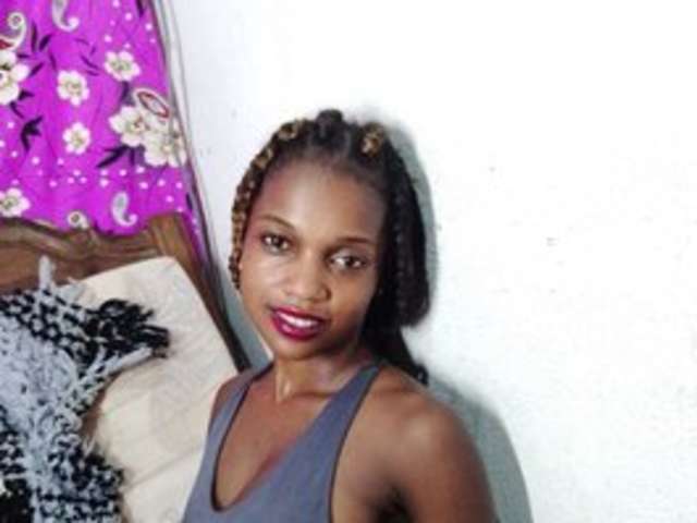 LOVELYBLACKGIRL amateur webcam photo