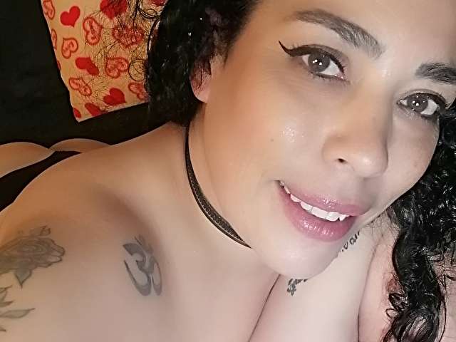 LYEMDREAMS amateur webcam photo