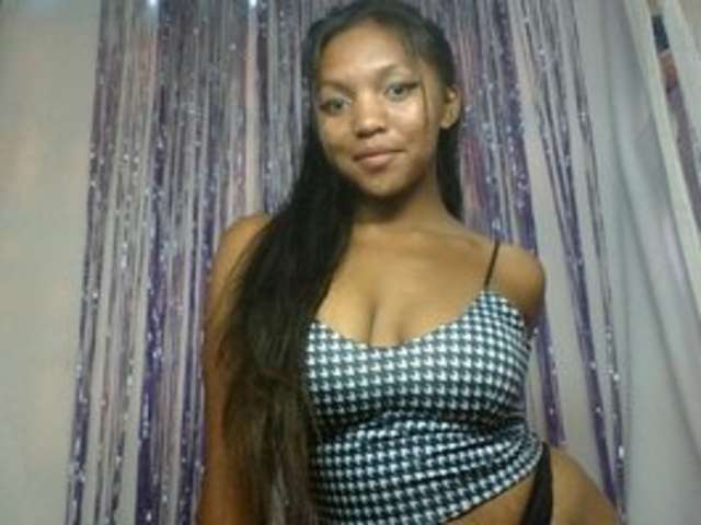 MARIAHRK amateur webcam photo