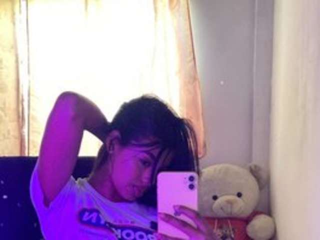 MELISSALUX amateur webcam photo