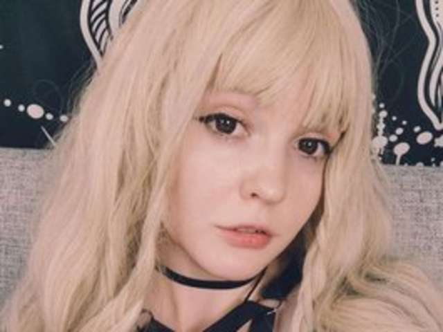 MEOWPAGIRL amateur webcam photo