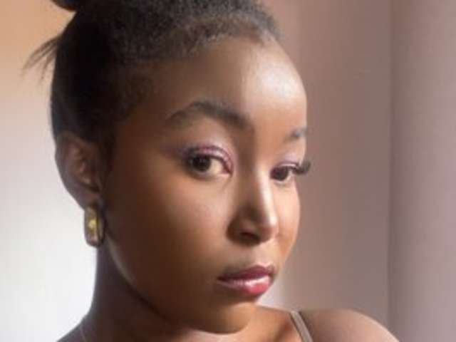 MIA-CARAMEL amateur webcam photo