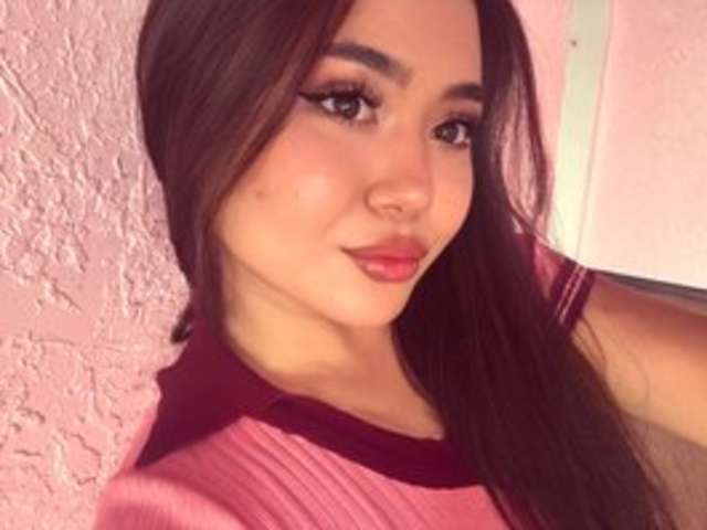 MIACARMIN amateur webcam photo