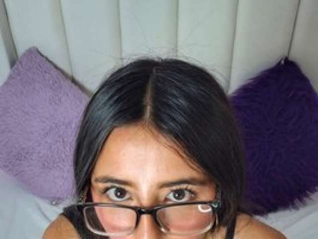 MIRANDA-ROGERS amateur webcam photo