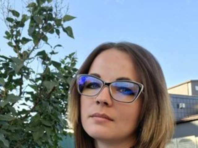 MMMKONFETKA amateur webcam photo