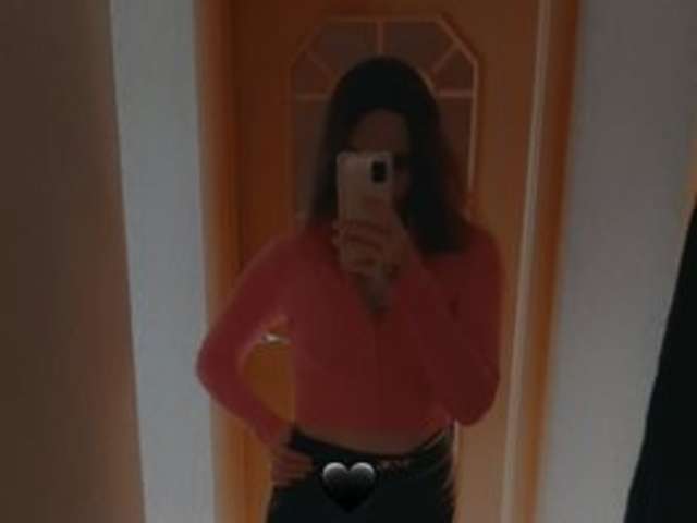 MOLLIEA amateur webcam photo